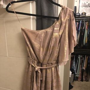 One strap gold dress